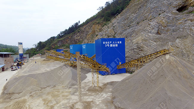 時(shí)產(chǎn)300噸石料生產(chǎn)線(xiàn)設(shè)備